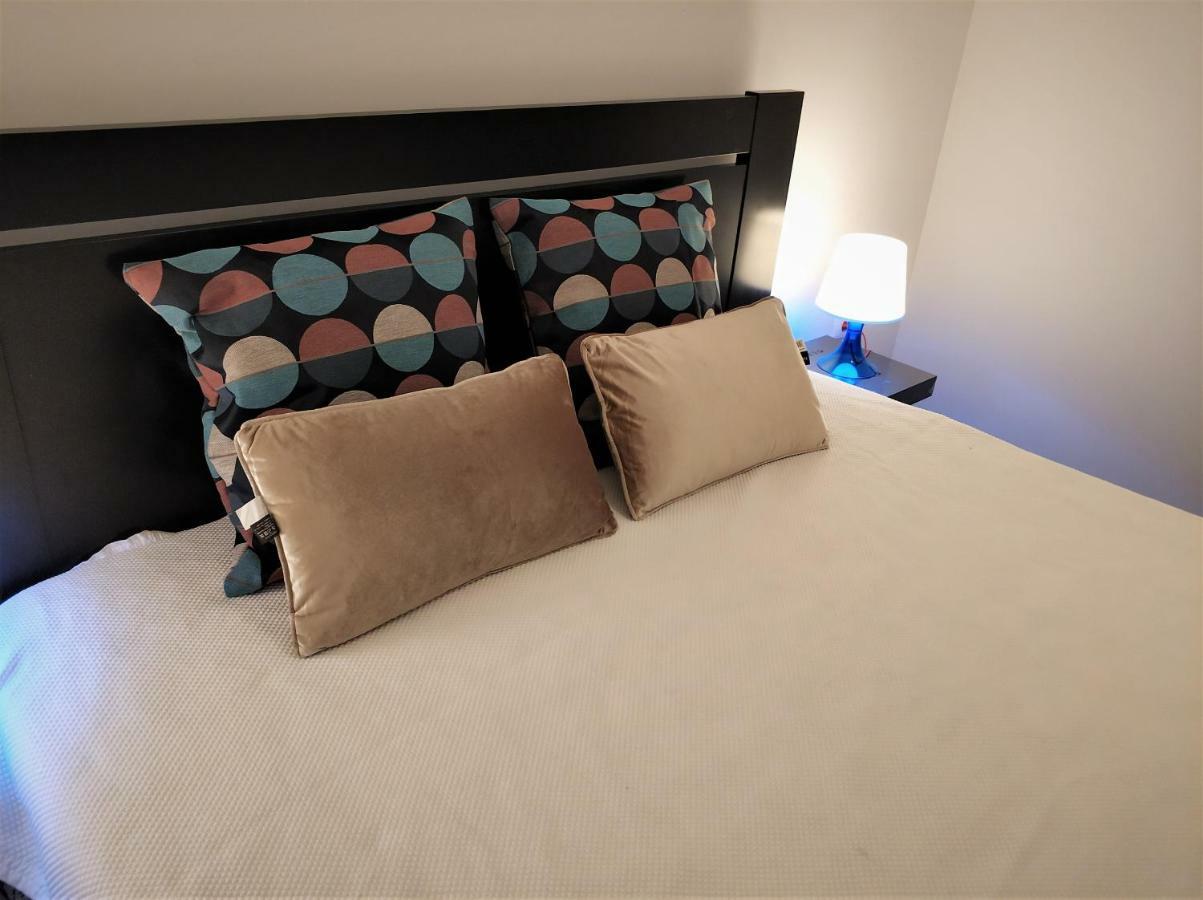 Sleep & Go Faro Airport Guest House Exterior photo